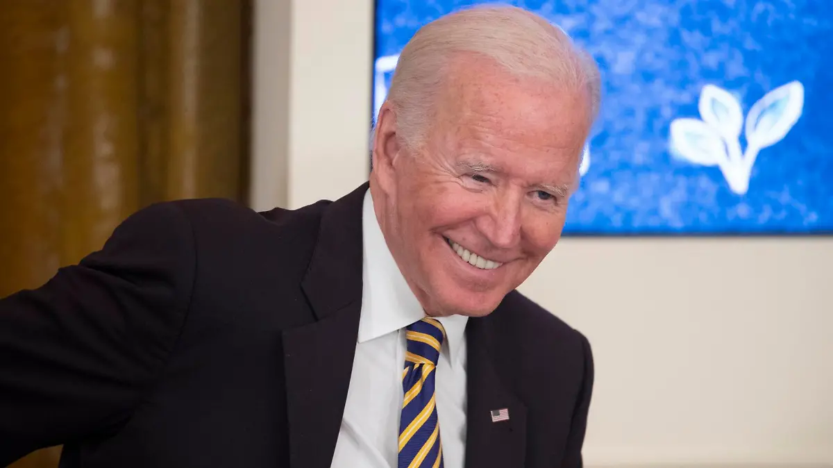 Biden quiere donar a Ucrania los bienes confiscados a oligarcas rusos